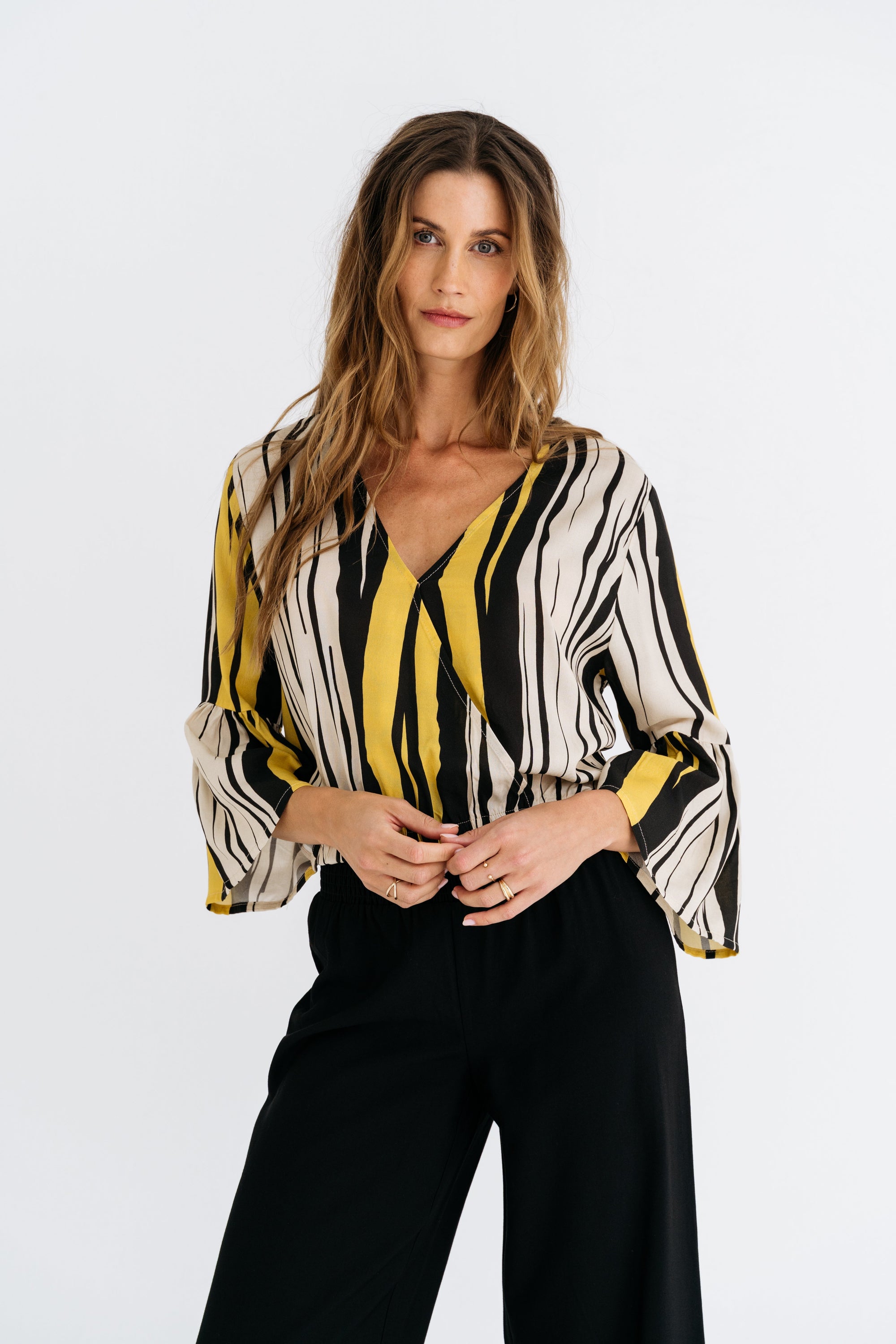 NINTHE - TOP