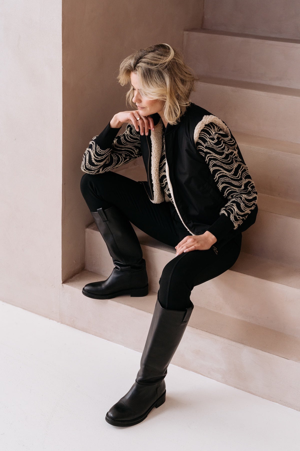 PRACE - SWEATER