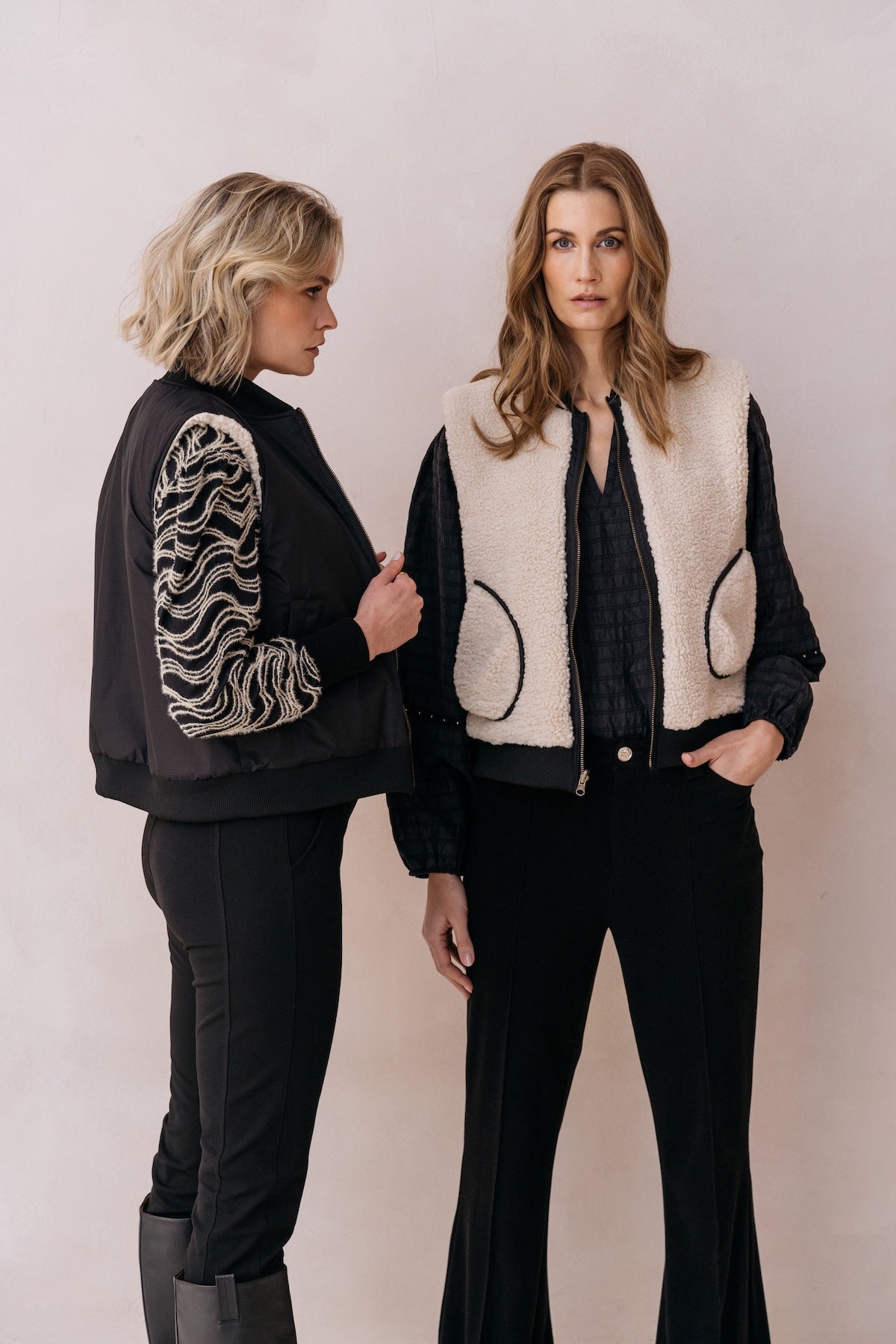 PRACE - SWEATER