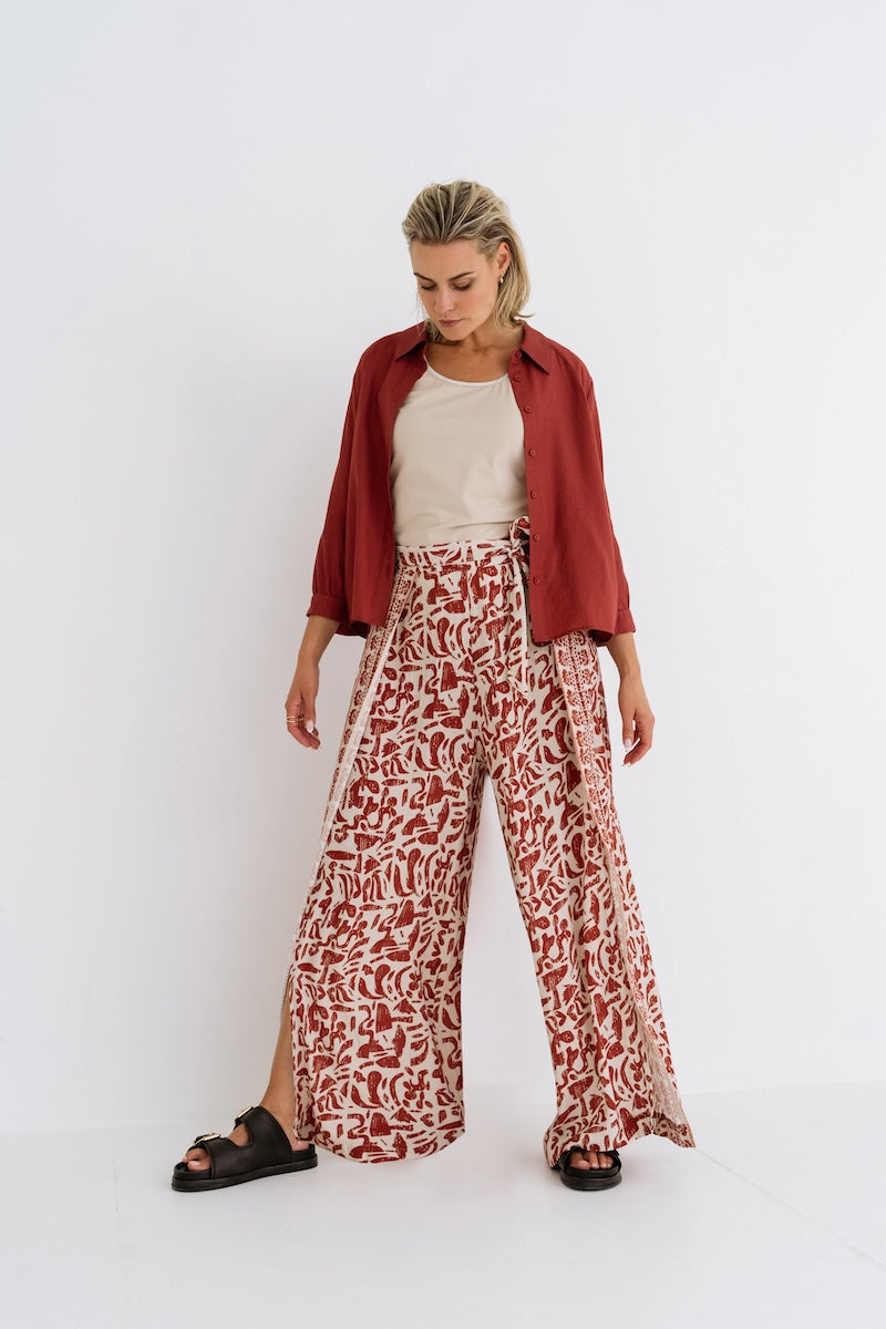 NEVRA - BROEK