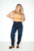 cool j donkerblauwe denim barrel fit damesjeans van dnm pure in een complete modellook