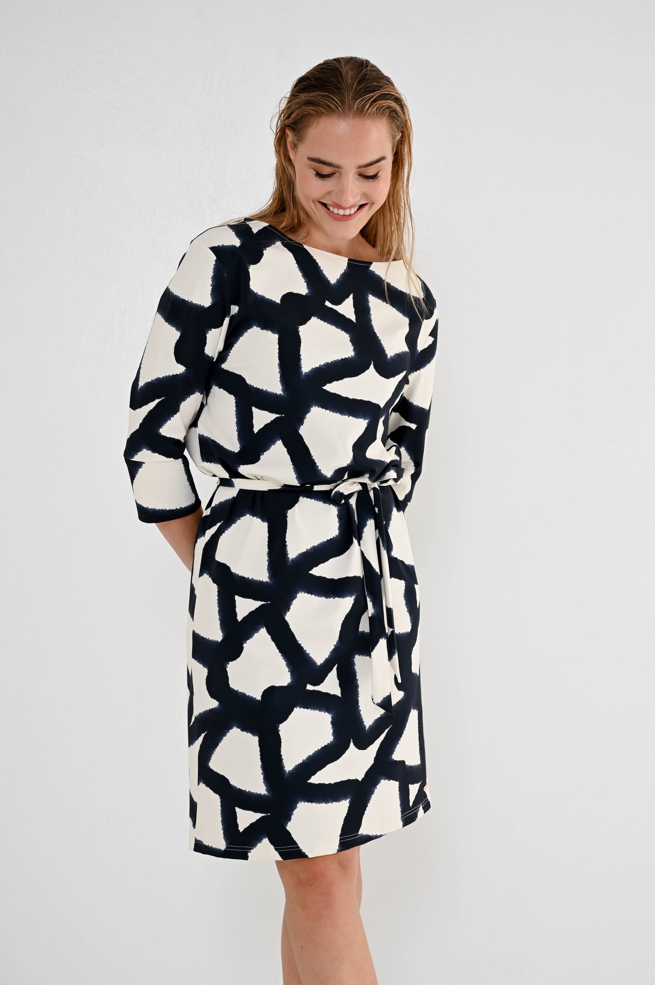 DRESSY - DRESS