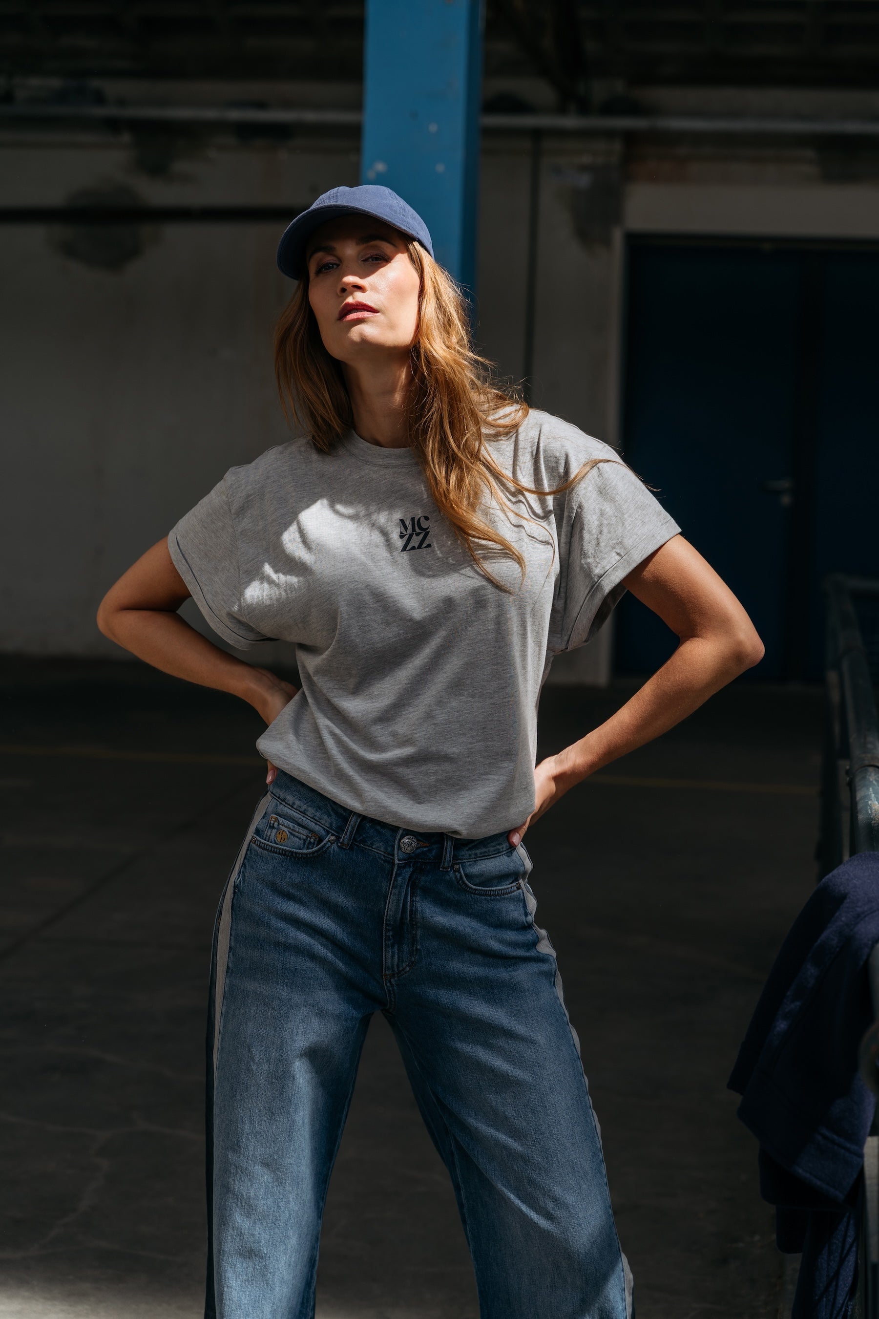 MYNN - T-SHIRT